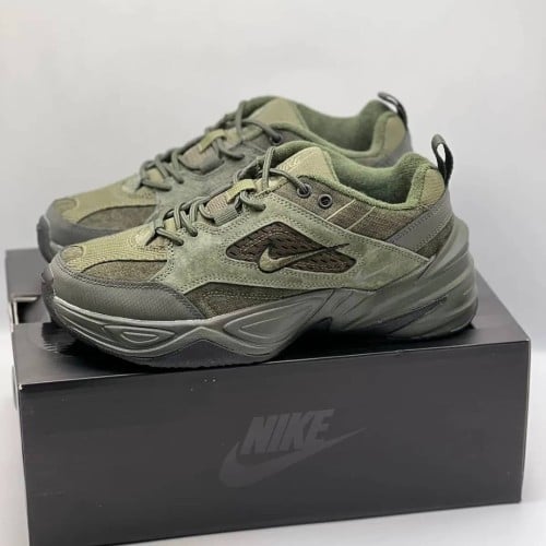 حذاء نايك M2K