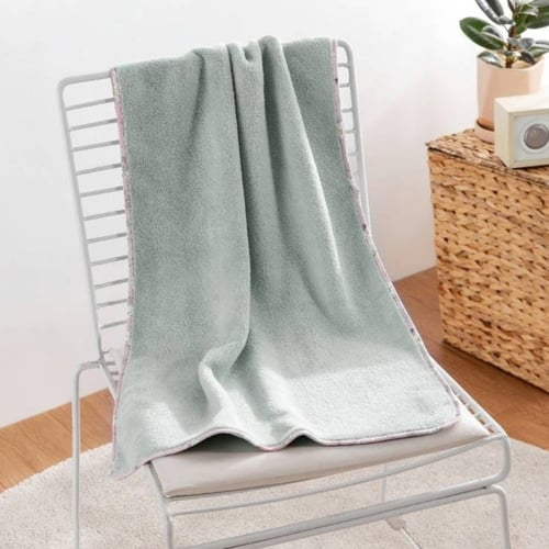 منشفة انيقة فستقي - Elegant Pistachio Towel