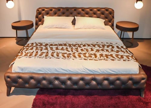 سرير نفرين كبوتنيه جلد