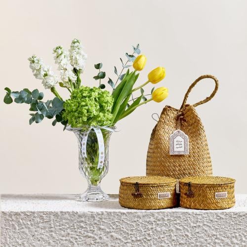 نقصة رمضان (تمور +فازة ورد)