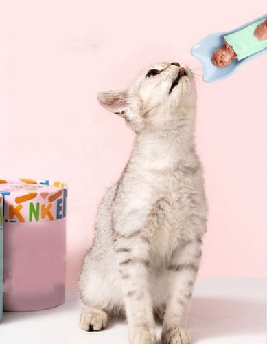 ملعقة للمكافات السائلة