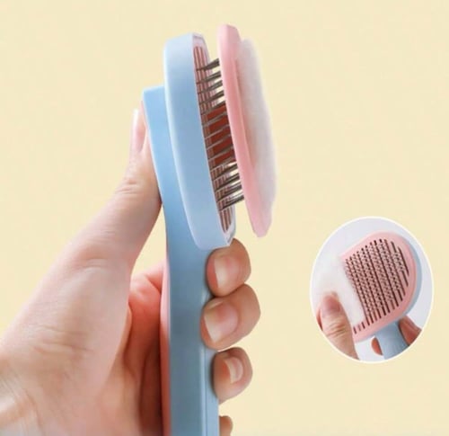 فرشاة لتصفيف الشعر و إزالة الشعر المتساقط