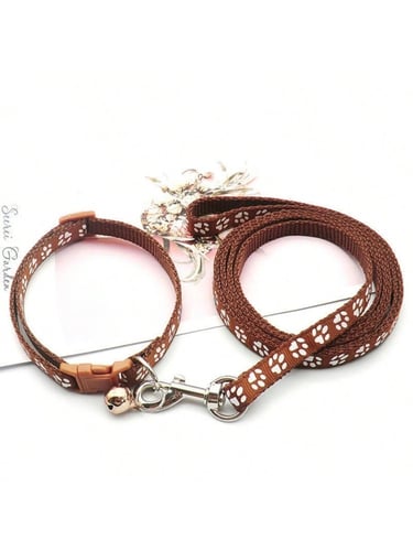 طوق للقطط مع مشد برسمة كفوف