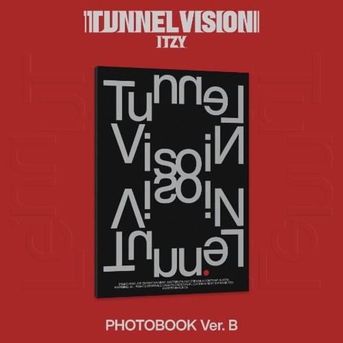 ITZY - [TUNNEL VISION] PHOTOBOOK RANDOM Version