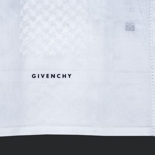 شماغ جفينشي أبيض 2024