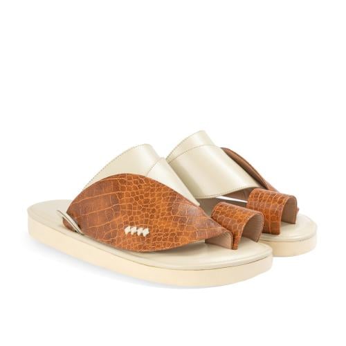 حذاء شرقي جملي نقشة التمساح