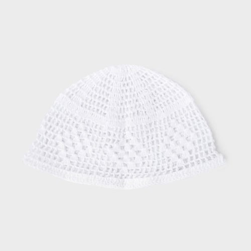 طاقية كويتي مخرمة