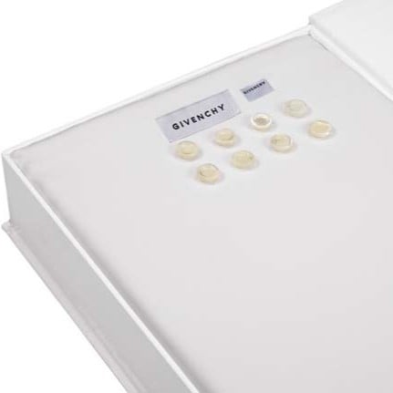 قماش جفينشي أبيض