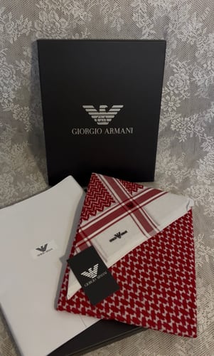 شماغ جورج ارماني دم الغزال