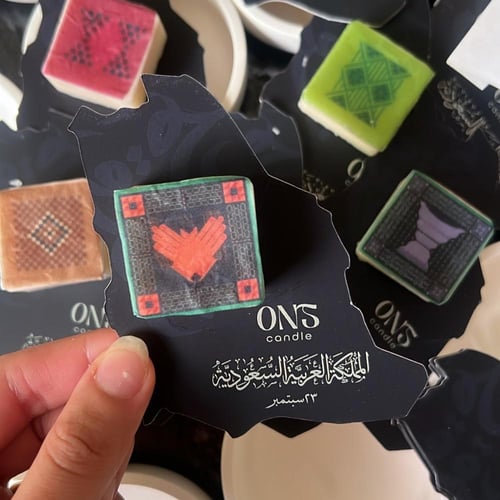 مكعب فواحه برائحة العود