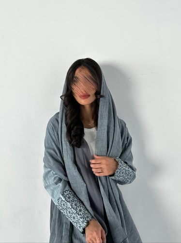 VR23 CYAN FLORAL SLEEVES