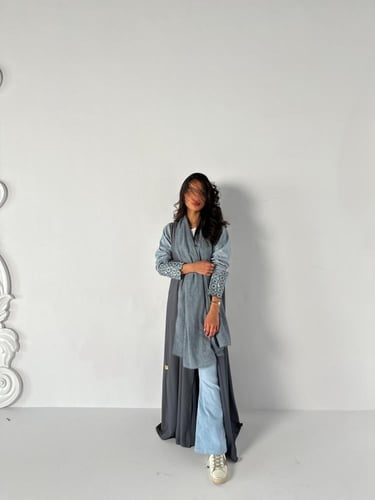 VR23 CYAN FLORAL SLEEVES