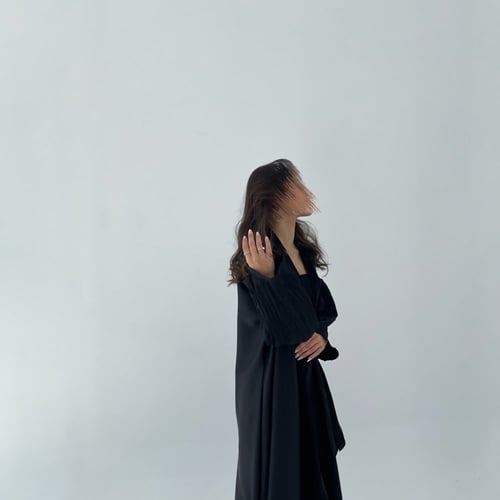 #2 BLACK WITH STRIPED SLEEVES