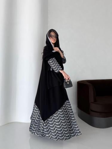 VR91 LACE NOIR (للتسليم الفوري - متوفر بالمقاسات في القسم الأساسي)