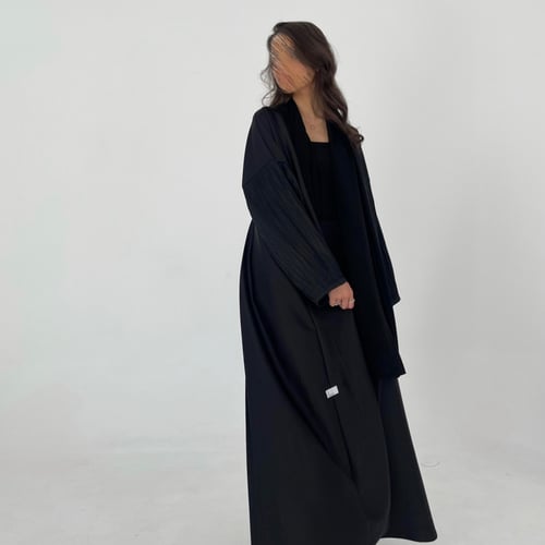 #2 BLACK WITH STRIPED SLEEVES