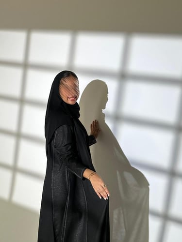 (للتسليم الفوري - متوفر بالمقاسات في القسم الأساسي...