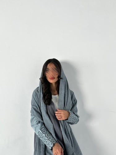 VR23 CYAN FLORAL SLEEVES