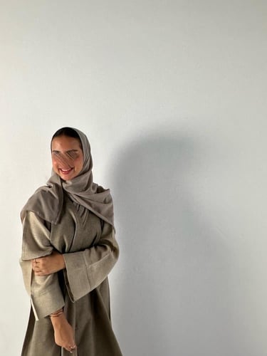 VR26 TWO SHADES OF BEIGE