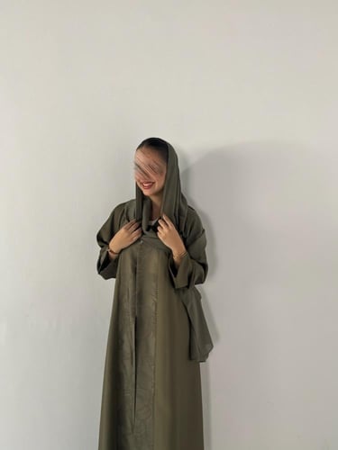 VR41 OLIVE SEAM ABAYA