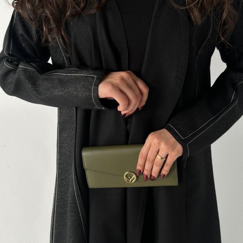 (للتسليم الفوري - متوفر بالمقاسات في القسم الأساسي...