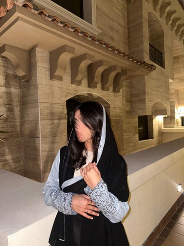 VR23 CYAN FLORAL SLEEVES