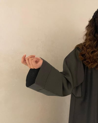 GREY ABAYA
