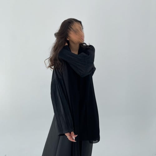 #2 BLACK WITH STRIPED SLEEVES