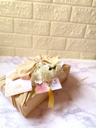 بوكس شوكولاتة رمضاني مع التغليف