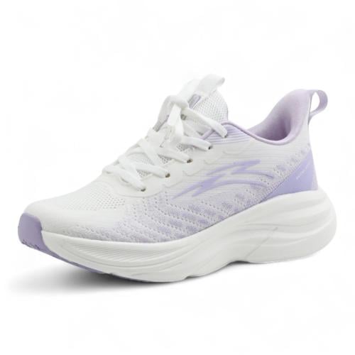 حذاء نسائي رياضي من باتونيا