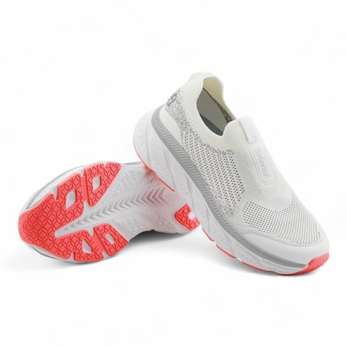 حذاء رياضي نسائي من باتونيا - ابيض/WHITE