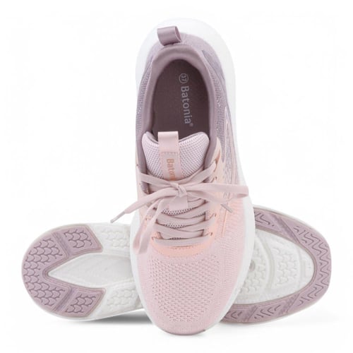 حذاء نسائي رياضي من باتونيا