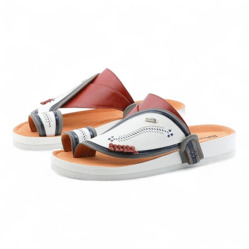 حذاء رجالي شرقي من باتونيا - ابيض