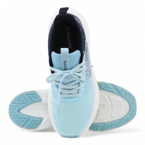 حذاء نسائي رياضي من باتونيا