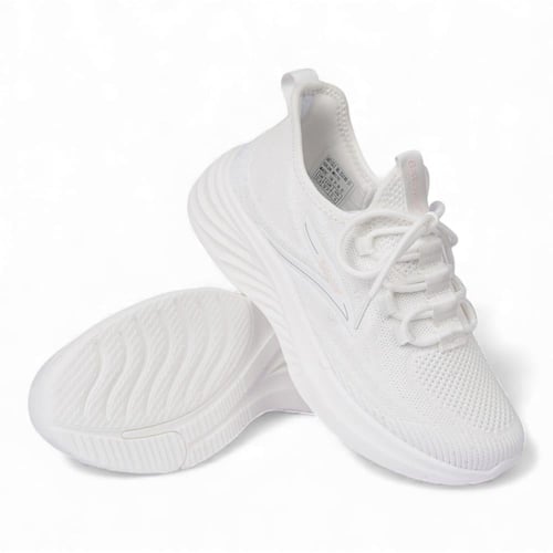 حذاء رياضي نسائي من باتونيا - ابيض