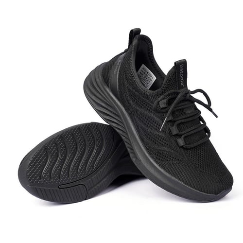 حذاء رياضي رجالي من باتونيا - أسود