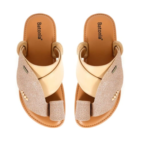 حذاء شرقي من باتونيا - بيج