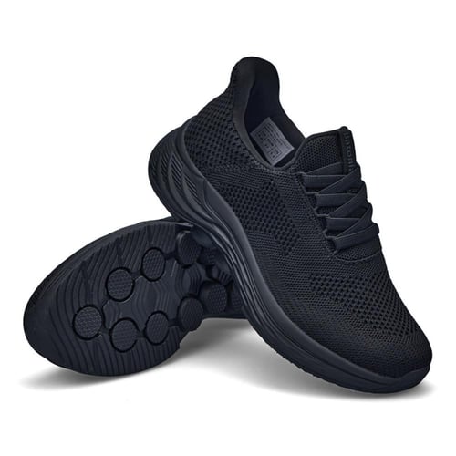 حذاء رياضي نسائي من باتونيا - اسود