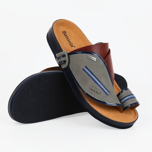 حذاء شرقي من باتونيا