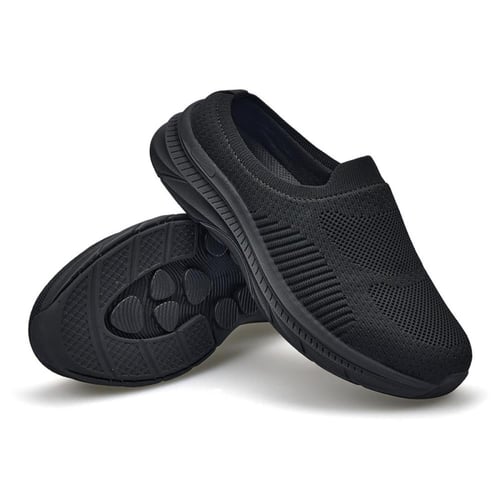 حذاء رياضي نسائي من باتونيا - اسود