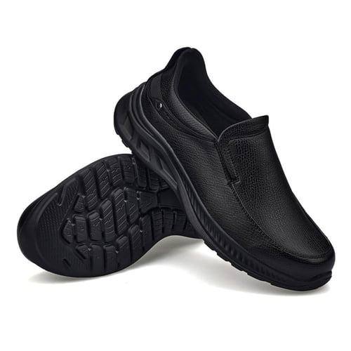 حذاء رياضي من باتونيا - اسود