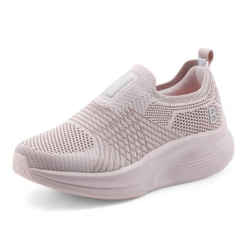 حذاء رياضي للنساء من باتونيا - وردي