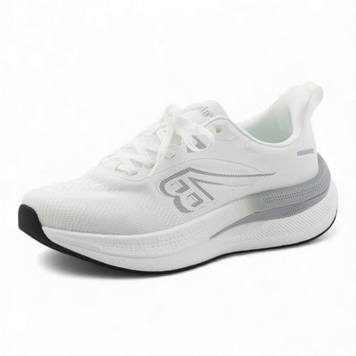 حذاء رياضي من باتونيا - ابيض