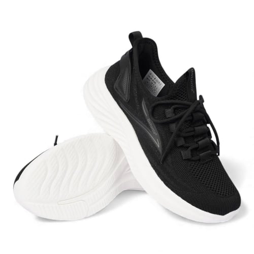 حذاء رياضي نسائي من باتونيا - اسود وابيض