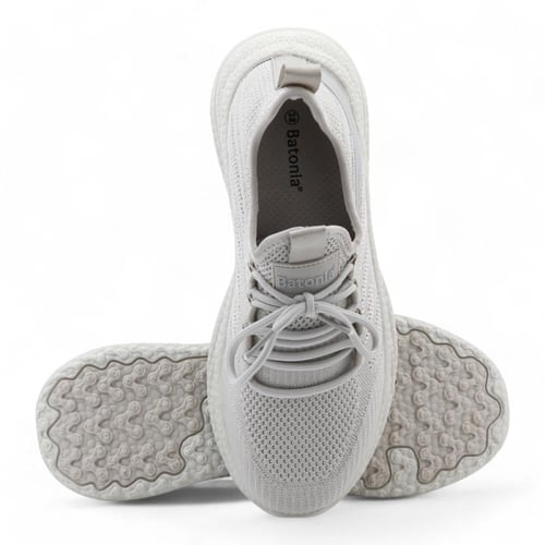 حذاء رياضي نسائي من باتونيا - بيج