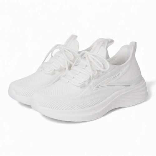 حذاء رياضي نسائي من باتونيا - ابيض