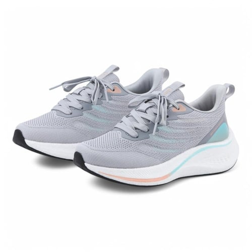 حذاء نسائي رياضي من باتونيا