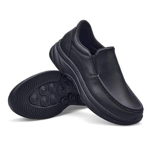 حذاء رجالي رياضي من باتونيا - اسود