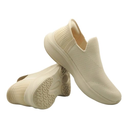 حذاء سادة بفتحات تهوية - بيج