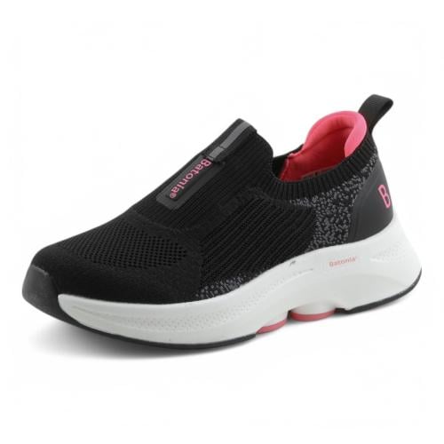 حذاء رياضي نسائي من باتونيا - أسود