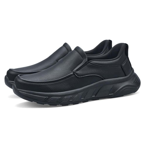 حذاء رجالي رياضي من باتونيا - اسود